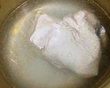 鶏肉の茹で汁で☆中華スープ作り方1写真