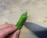 酸味の効いたししとうの梅煮浸し作り方1写真