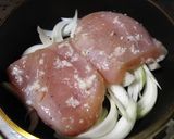 鶏胸肉が……♪蒸し焼き塩麹チキン作り方3写真