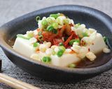 簡単料理☆めんつゆでキムチやっこ作り方1写真