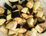 ﾅｽと挽き肉のｵｲｽﾀｰｿｰ炒め作り方1写真