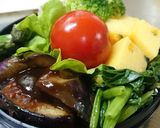 野菜たっぷり鯖の水煮のバランスお弁当。作り方2写真