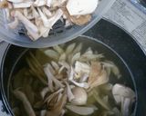 ♪きのことゴボウの簡単☆卵スープ♪作り方3写真