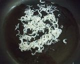 ほうれん草とじゃごの炒り玉子和え作り方1写真