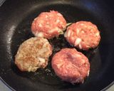 完熟トマトルーで作る煮込みハンバーグ作り方3写真