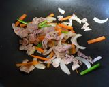 野菜たっぷりキムチ焼きうどん作り方4写真