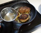 玉ねぎを炒めないハンバーグ赤味噌ソース作り方6写真