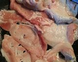 豚ロースのバター醤油炒め♡作り方2写真