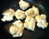 鶏もも肉のめかぶ煮作り方2写真