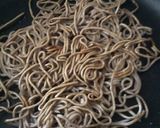 簡単和そばのフライパン焼き作り方1写真