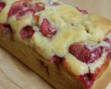 苺と水切りヨーグルトのパウンドケーキ作り方7写真