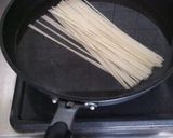 乾麺のうどんがもっちり生麺みたいに！？作り方1写真