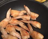 手羽先のゴマだれ照り焼き作り方1写真