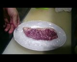 〈裏ワザ〉失敗しないステーキの焼き方。作り方1写真
