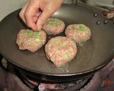 農家さん直伝　八尾えだまめハンバーグ作り方9写真