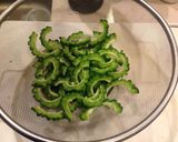 ゴーヤと豚こま肉の味噌炒め作り方2写真
