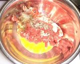 玉葱と粗挽肉でパンチ爆発！BLTバーガー作り方3写真