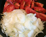 簡単！完熟トマトと新玉ねぎのさっぱり炒め作り方1写真