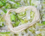 ＊鶏とキャベツの春雨ダイエットスープ＊作り方7写真