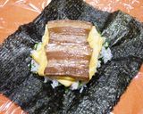 ラフテーとチキナーご飯のおにぎらず作り方5写真