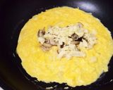 キノコとチーズのオムレツ作り方3写真
