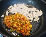 簡単！豚肉のチリはんぺん炒め作り方1写真