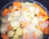 煮るだけ！洋風？肉じゃが作り方1写真