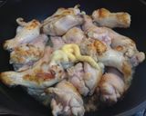 鶏手羽元と大根と山芋のあっさり中華スープ作り方1写真