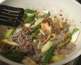 餅麩と牛肉のピリ辛炒め煮作り方2写真