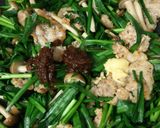 カリカリ豚ロースしゃぶしゃぶ肉ニラ炒め☺作り方7写真