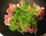 簡単！空芯菜と豚肉のガーリック炒め作り方4写真