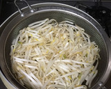 大人の総菜◎セロリともやしのピリ辛炒め作り方3写真