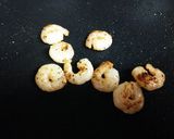 お弁当の隙間に★冷凍小エビのピック★作り方2写真