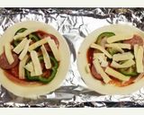 餃子の皮で♪簡単ピザ♡作り方2写真