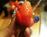 いちご飾り切り☆ストロベリーローズ♪作り方1写真