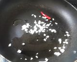 おからこんにゃくとたまねぎのピリ辛炒め作り方2写真