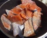 手作り(*^^*) 鮭のあらで鮭フレーク作り方1写真