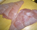 ★鶏ムネ肉のケチャップチーズ焼き★作り方1写真
