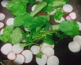 ラディッシュの梅肉山葵和え❤️作り方1写真
