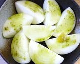 レンジで簡単♪　新たまバジルチーズ作り方2写真