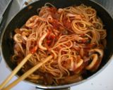 簡単ランチ！　イカのトマトソースパスタ♪作り方8写真