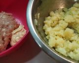 鶏そぼろで♪ちょいガッツリ系ポテトサラダ作り方1写真