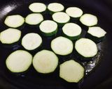 ご飯がススむ♪「ズッキーニ」ベーコン炒め作り方3写真