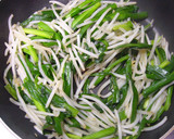 ☰中華風肉団子で、ニラともやしの炒め物☰作り方3写真