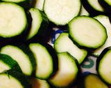 ズッキーニのトマト煮作り方1写真