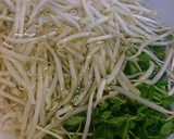 ザ☆節約！豆苗ともやしの卵炒め☆作り方1写真