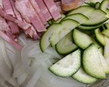 ズッキーニとベーコンの夏塩パスタ作り方1写真