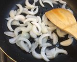 簡単！半熟卵の甘めなカツ丼♡作り方1写真