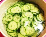 簡単一品！きゅうりとオクラの酢の物作り方1写真