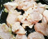 鶏むね肉と豆苗のピリ辛炒め作り方4写真